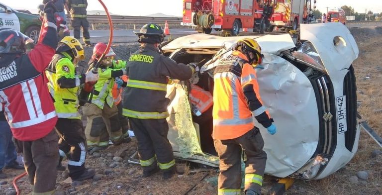 Accidente de tránsito en sector de Vista Hermosa dejó cuatro personas lesionadas