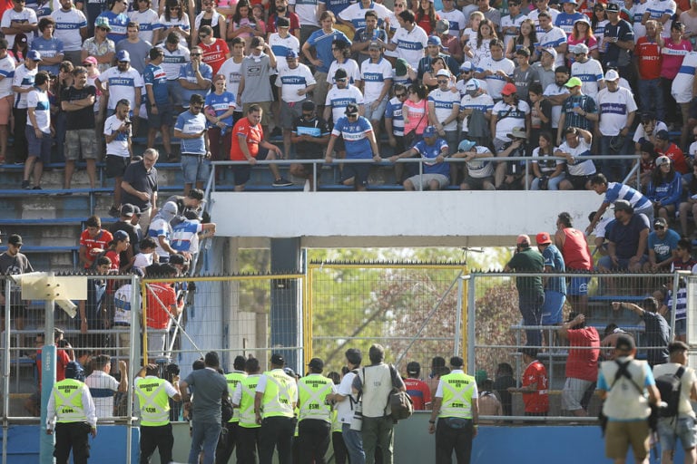 UC y Coquimbo fueron sancionados con partidos a “puertas cerradas”
