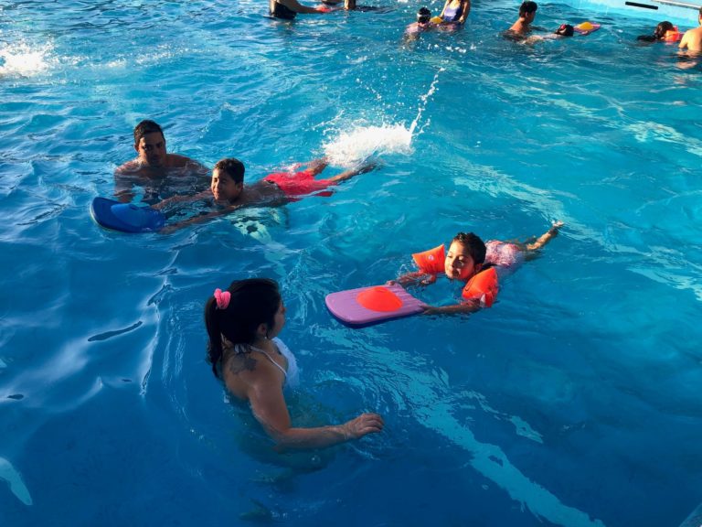 Niños talquinos se benefician de los Talleres de Seguridad en el agua