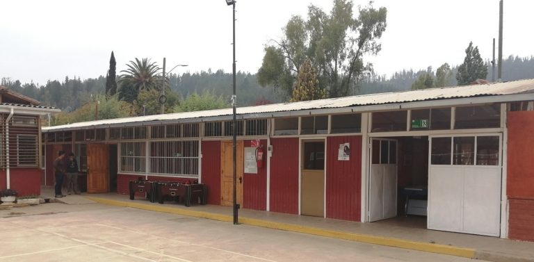 Comenzaron trabajos de mejoramiento en Liceo Nuevo Horizonte de Vichuquén