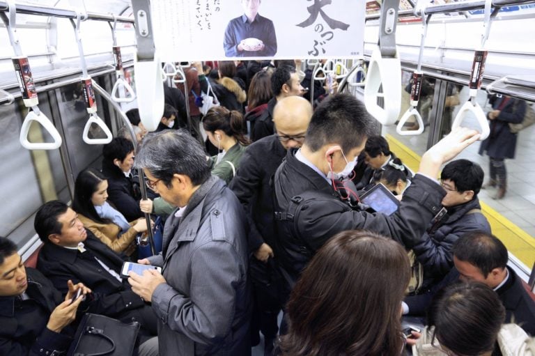 La lucha contra los efectos del exceso de trabajo en Japón
