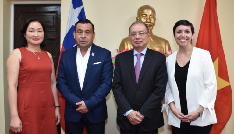 Municipio de Sagrada Familia inició trabajo de intercambio cultural con República de Vietnam