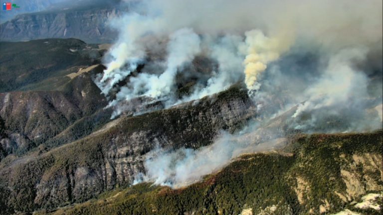 Alcaldesa de Molina criticó que se impida a lugareños ayudar a combatir incendio