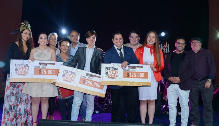 Joven de 16 años ganó Festival “La Voz de la Vendimia” en Curicó