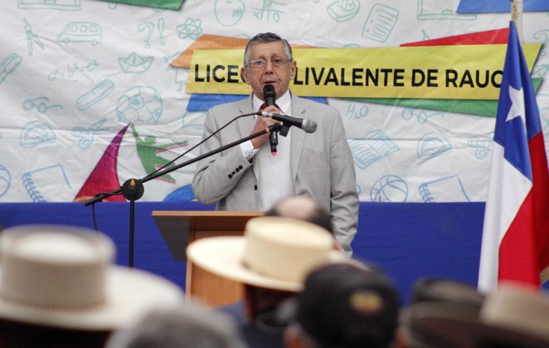 Alcalde de Rauco llamó a la comunidad escolar a no volver a clases el 27 de abril