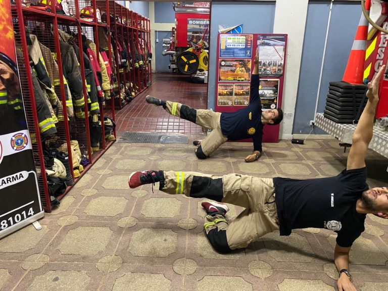 Bomberos de Hualañé realizan clases online de acondicionamiento físico