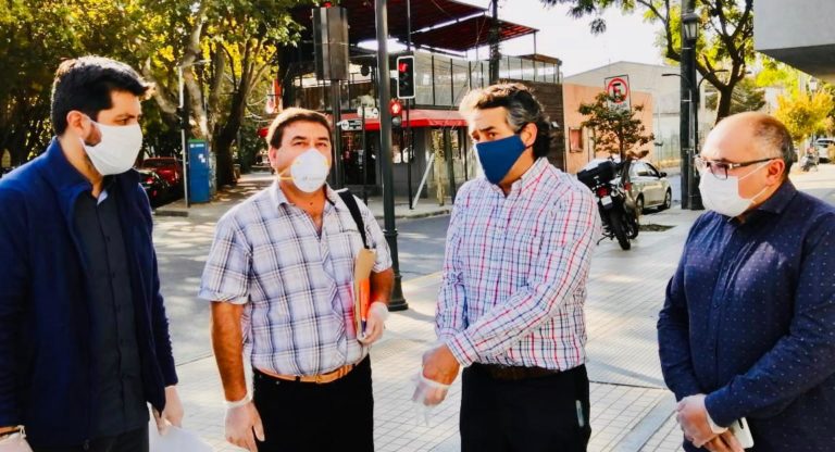 Diputado Sepúlveda y representantes del transporte escolar se reunieron con intendente por crisis