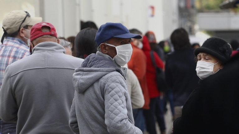 Parten infracciones en lugares de gran concentración de personas en Curicó