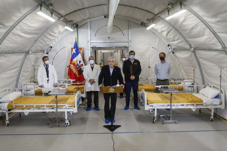 Presidente Piñera anuncia cinco nuevos hospitales modulares para junio y hace nuevo llamado al diálogo