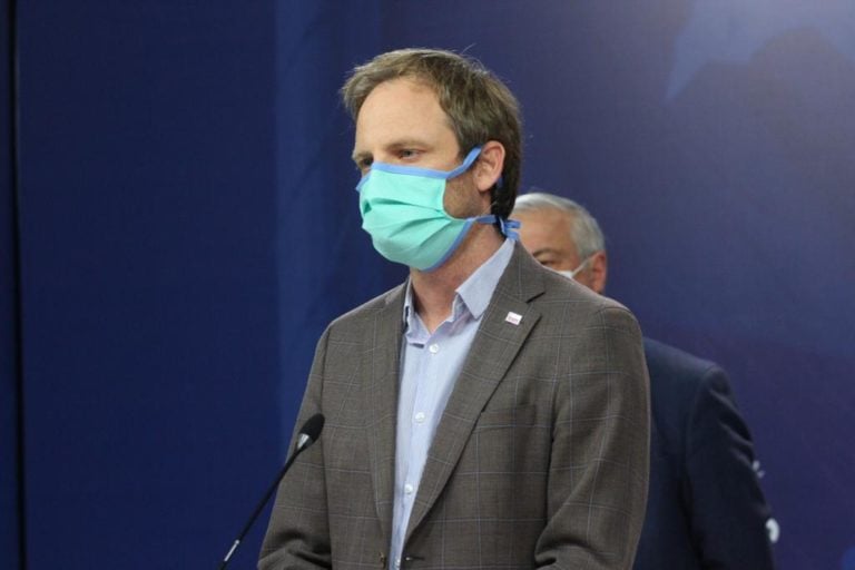 Subsecretario de Redes Asistenciales, Arturo Zúñiga, entra en cuarentena preventiva