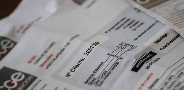 Exageradas cuentas de luz siguen afligiendo a consumidores de CGE