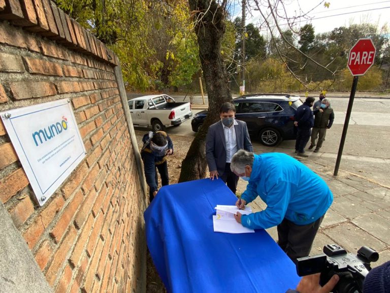 Mundo suscribió convenio colaborativo con Municipalidad de Cauquenes