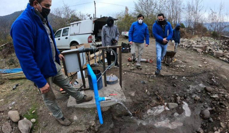 Vecinos de Los Maquis cumplen sueño de contar con agua en sus viviendas