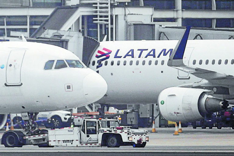 Familia Cueto pagó millonaria deuda con los Piñera semanas antes que LATAM se acogiera a Ley de Bancarrota en EE.UU.