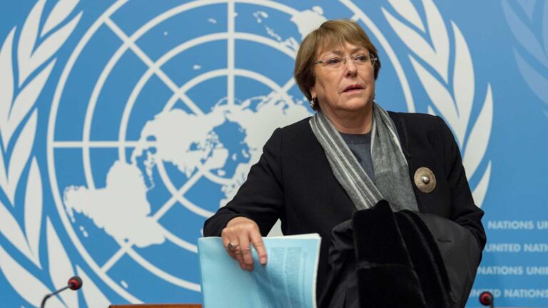 Bachelet expresa preocupación por