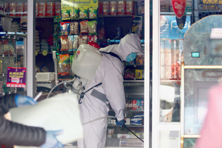 Más de 800 locales de barrios han sido sanitizados