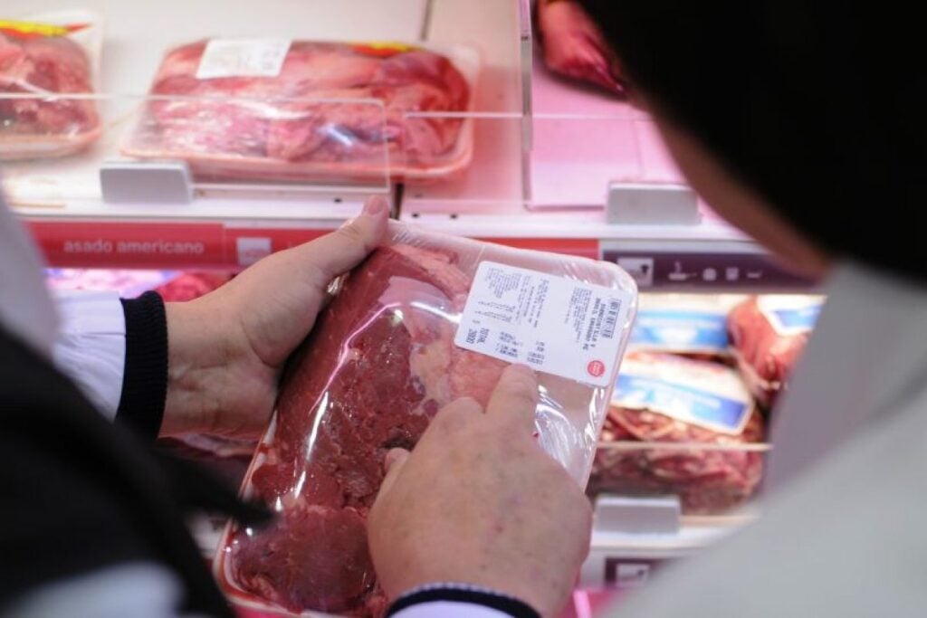 "El calor no perdona": Servicio de Salud Maule alerta sobre brotes de Salmonela y entrega claves para evitar intoxicaciones veraniegas