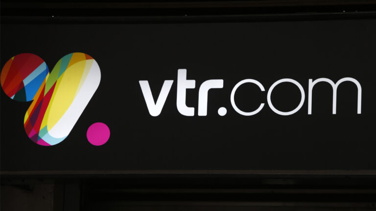 Sernac presentó demanda contra VTR por mal servicio y busca compensaciones a clientes