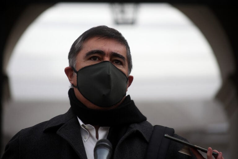 "Ahora tengo jefe": Desbordes confirma que respetará prescindencia ante el plebiscito constitucional