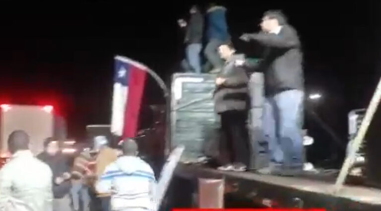 En pleno toque de queda: Captan a camioneros festejando y sin respetar medidas sanitarias en Ruta 5 Sur