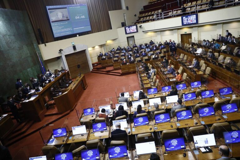 Comisión de Hacienda de la Cámara de Diputados aprueba aumento de $6 mil pesos para salario mínimo