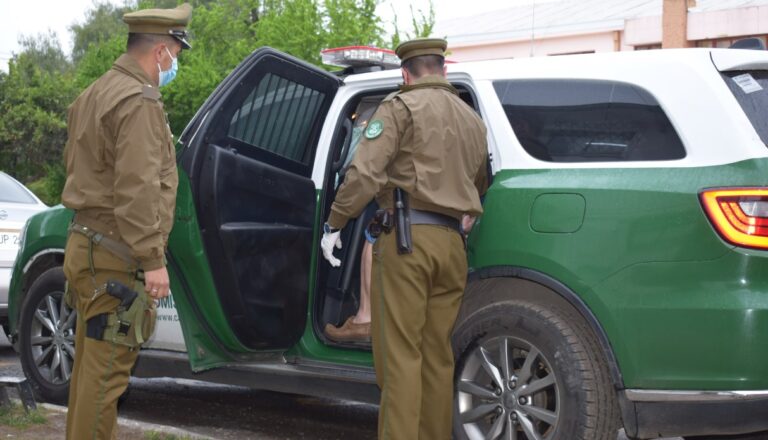 Carabineros de Sarmiento detuvo a hombre por femicidio frustrado
