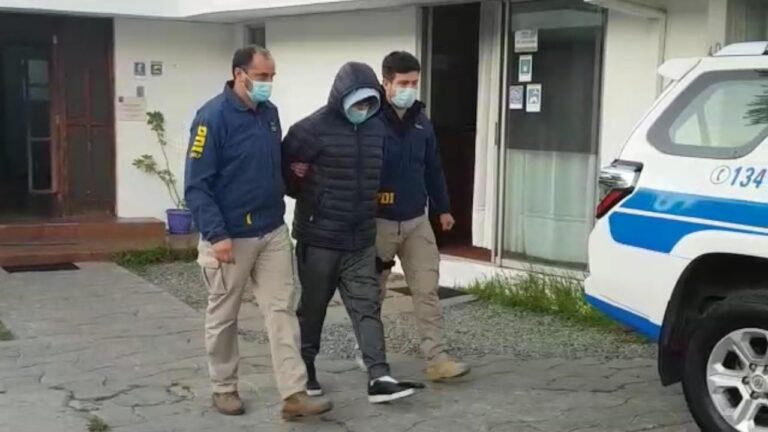 Detienen a presunto responsable del asesinato de mujer en Parque Cerro Condell