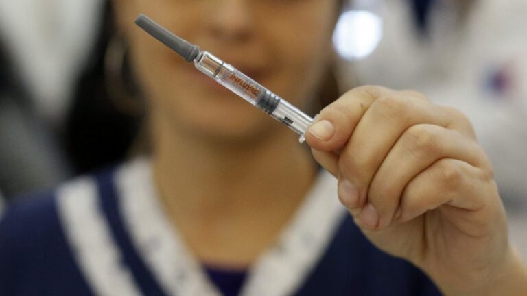 ¿Es ético infectar a personas sanas con coronavirus para desarrollar vacunas?