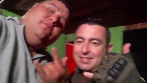 Carabineros expulsó a sargento que fue grabado ebrio y prestó su arma de servicio