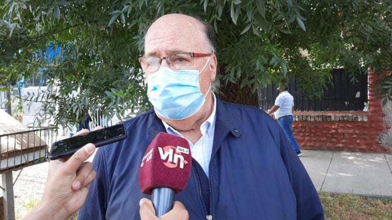 Ex diputado Roberto León evalúa candidatura independiente a alcaldía de Curicó