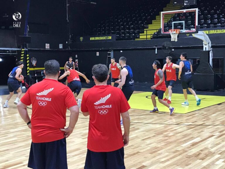 Selección chilena de básquetbol inició sus entrenamientos en Buenos Aires