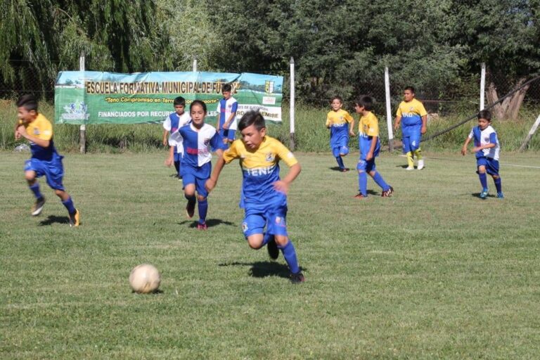 Teno presenta plan deportivo: “Vuelve a Entrenar, Retorno Seguro”