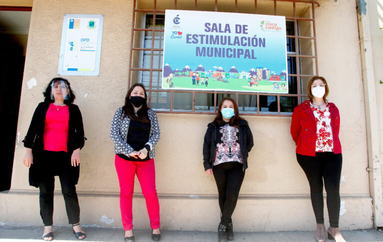 Kinesióloga y fonoaudióloga se integraron a “Chile Crece Contigo” en Curicó