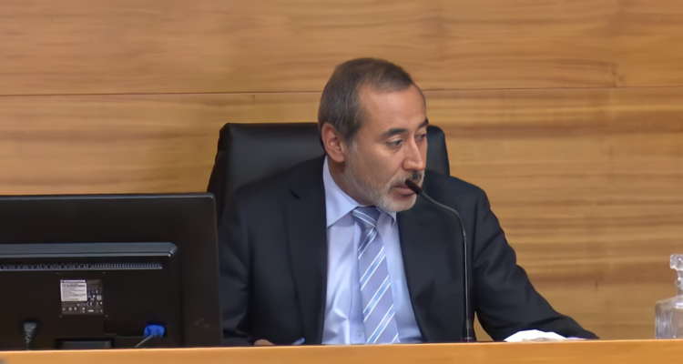 Juez de Rancagua que acosó a funcionarias fue suspendido por 3 meses con medio sueldo