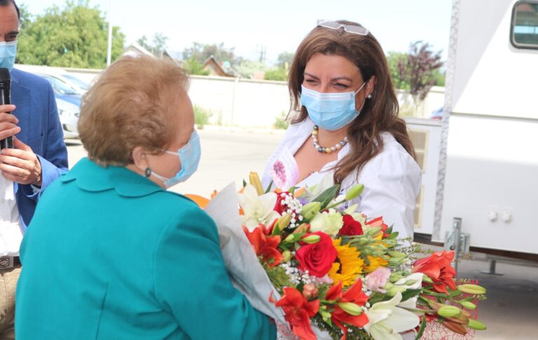Nueva directora de Cesfam Betty Muñoz Arce de Curicó asumió su cargo