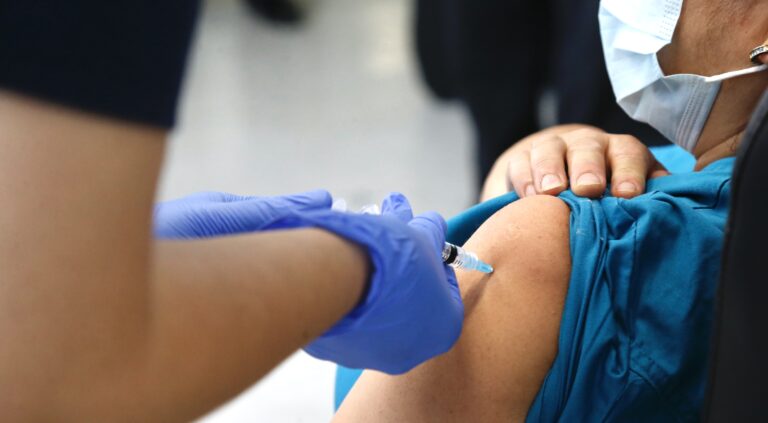 Municipio de Molina prepara inicio de vacunación contra el virus Covid-19