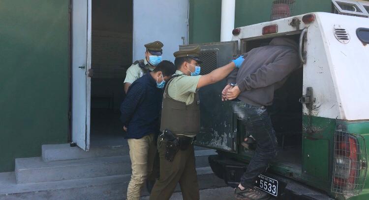 Carabineros detuvo a dos de los sujetos que robaron más de $120 millones en Curicó