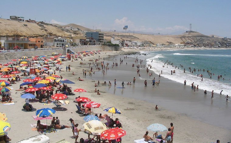 Perú cierra sus playas hasta el 4 de enero para evitar aglomeraciones