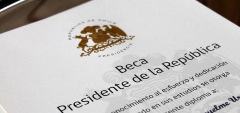 Continúa proceso de postulación para estudiantes a Beca Presidente de la República