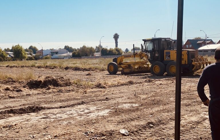 Empresa comenzó construcción del nuevo Cesfam de Molina
