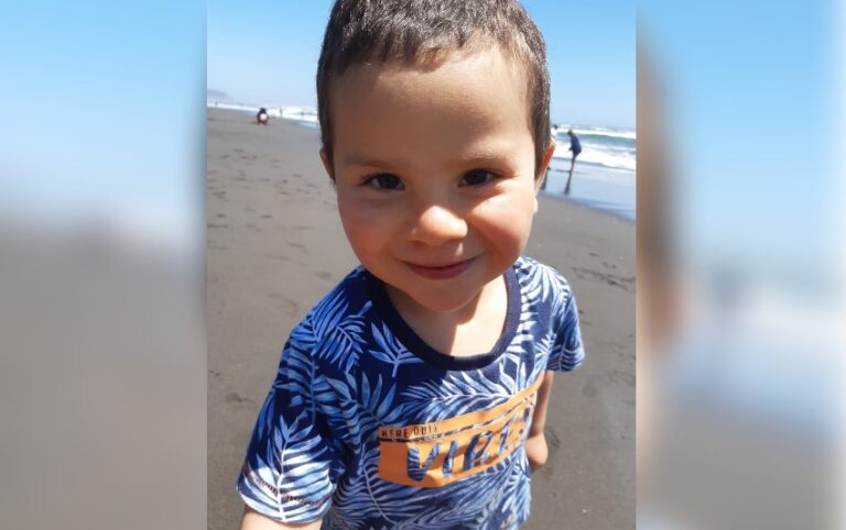 #TodosporTomás: La campaña en ayuda de niño hualañecino que podría quedar sordo