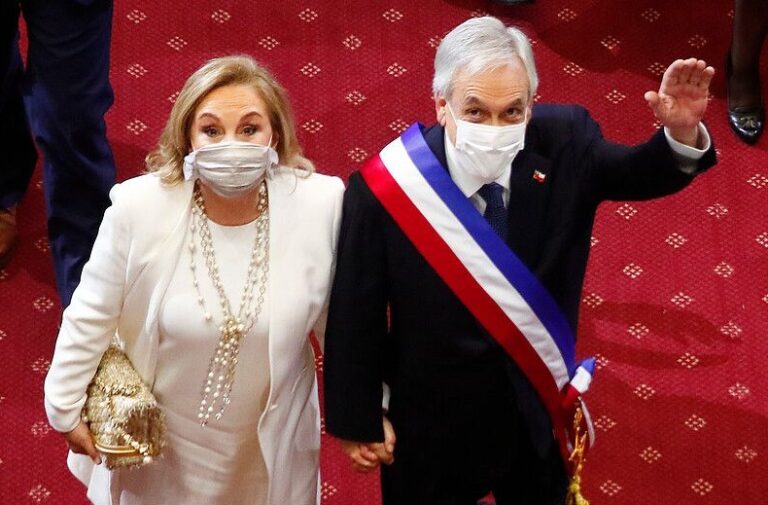 Presidente Sebastián Piñera y Primera Dama van a cuarentena por contacto estrecho con caso positivo de Covid-19