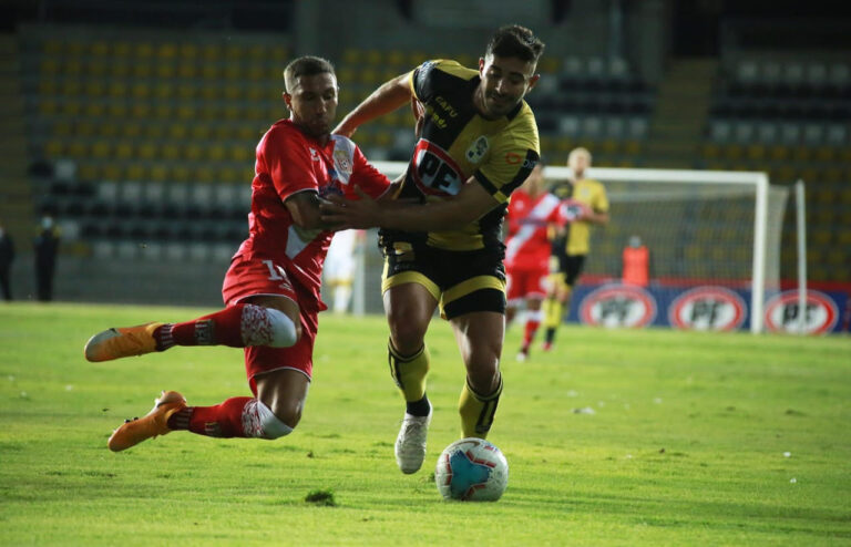 Curicó Unido rescata un punto en el norte y peligra su cupo de copa internacional