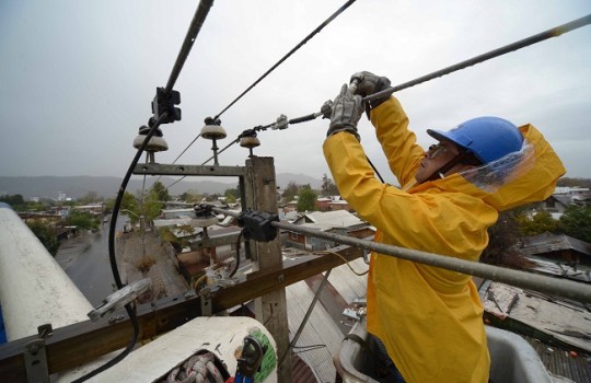 Municipio de Rauco prepara demanda colectiva contra CGE por reiterados cortes de energía eléctrica
