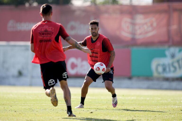 Chile ya tiene programación para duelos ante Argentina y Bolivia