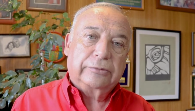 Alcalde de Cerrillos renunció al Partido Socialista tras denuncias por abuso sexual y violación
