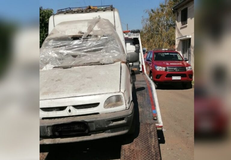 Municipalidad de Curicó ha retirado 140 vehículos abandonados en las calles