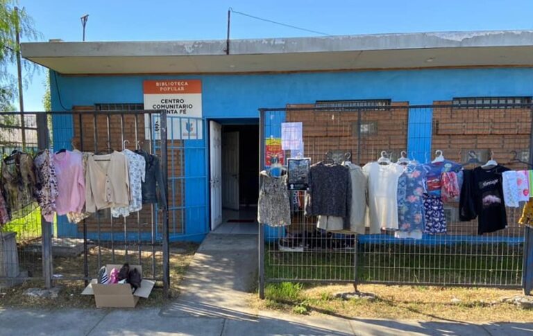 Perchero Social de Curicó inició campaña solidaria para recolectar ropa, enseres y alimentos no perecibles