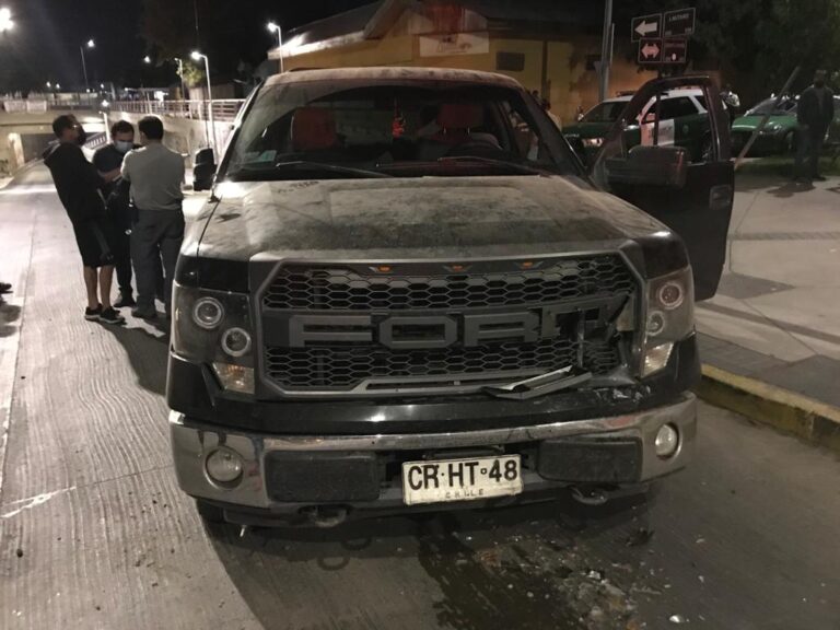 Persecución policial terminó con heridos y daños en radiopatrullas