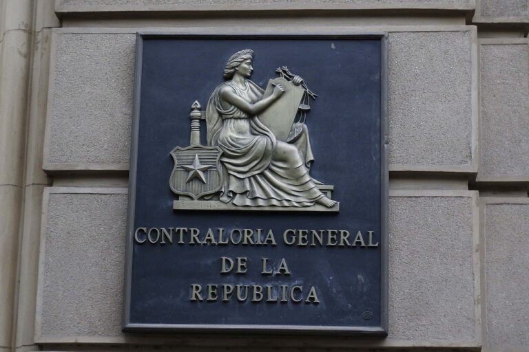 Contraloría toma razón del Decreto Promulgatorio que permite el tercer retiro del 10%